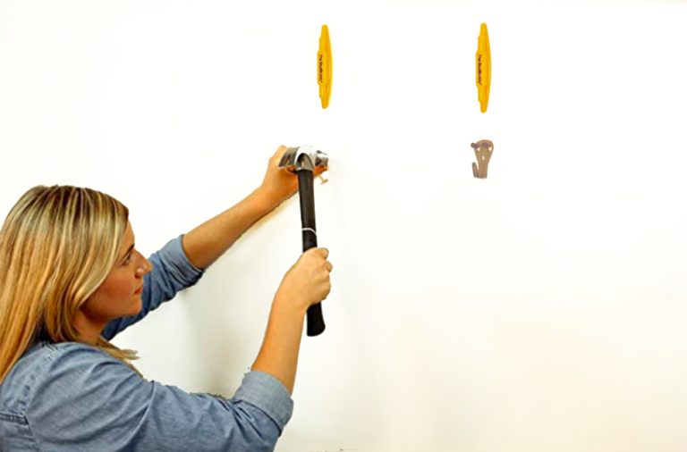 Stud Finder The StudBuddy® Shakespeare Solutions™